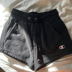 Black Champion Women’s Reverse Weave Shorts (size XS)